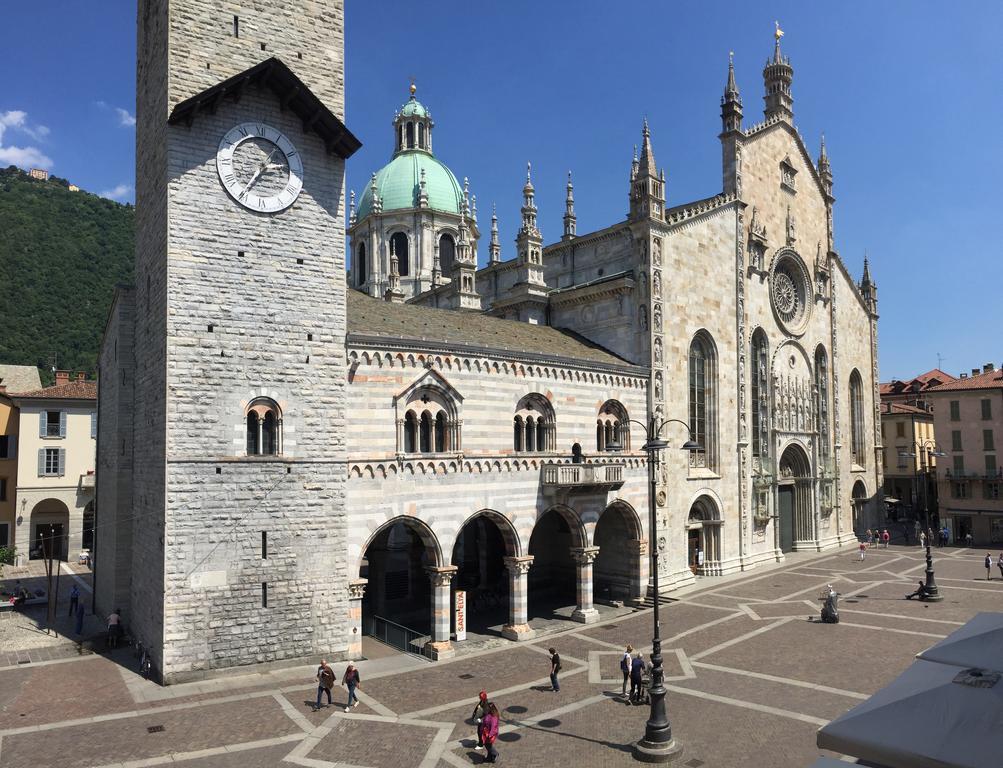 Ancient Courtyard Bonanomi In Como Historic Centre Екстериор снимка
